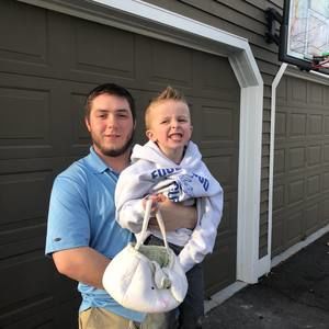 Meet your Posher, Ethan